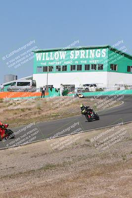 media/Apr-20-2025-AHRMA (Sun) [[393a79c373]]/Race/Group 11 early race/Turn 4b/